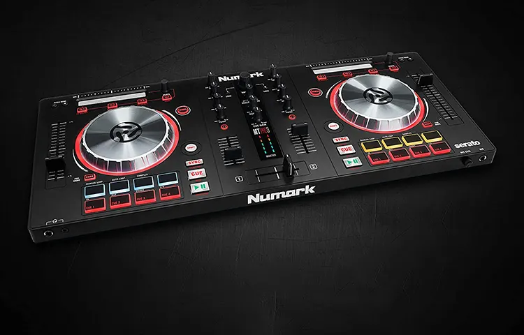 Numark Mixtrack Pro 3