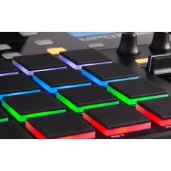 AKAI MPD232 USB Sequencer Midi Controller - Thumbnail