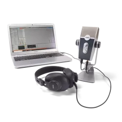 AKG Podcaster Essentials - Thumbnail