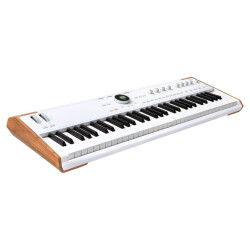 Arturia AstroLab Sahne Synthesizer - Thumbnail