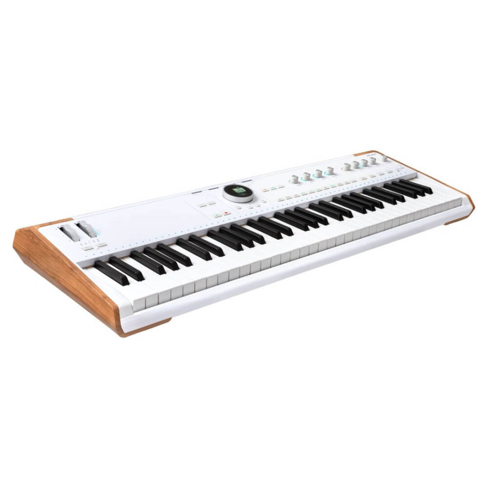 Arturia AstroLab Sahne Synthesizer