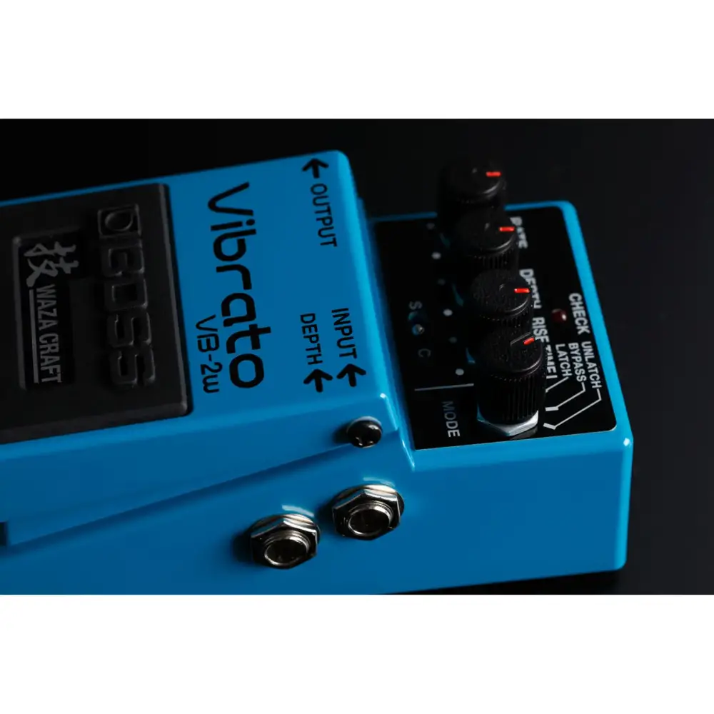 BOSS VB-2W / Waza Craft Vibrato