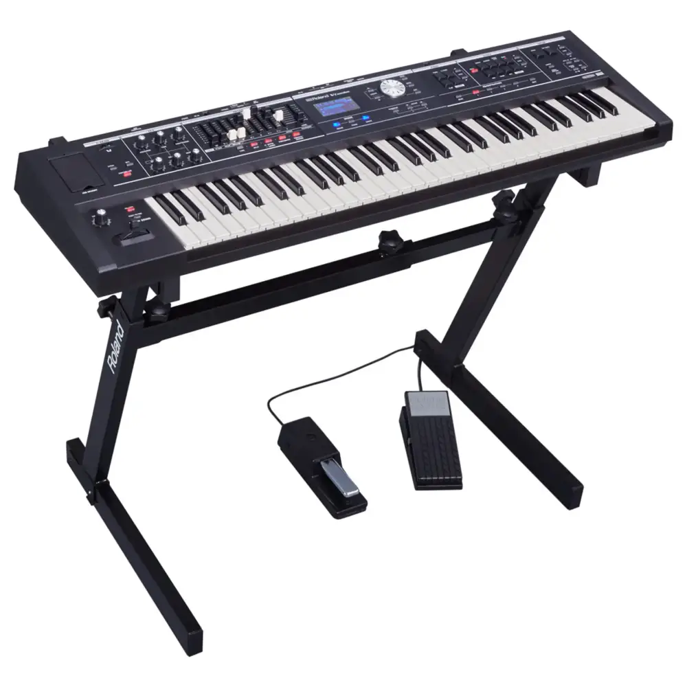 ROLAND VR-09-B Synthesizer