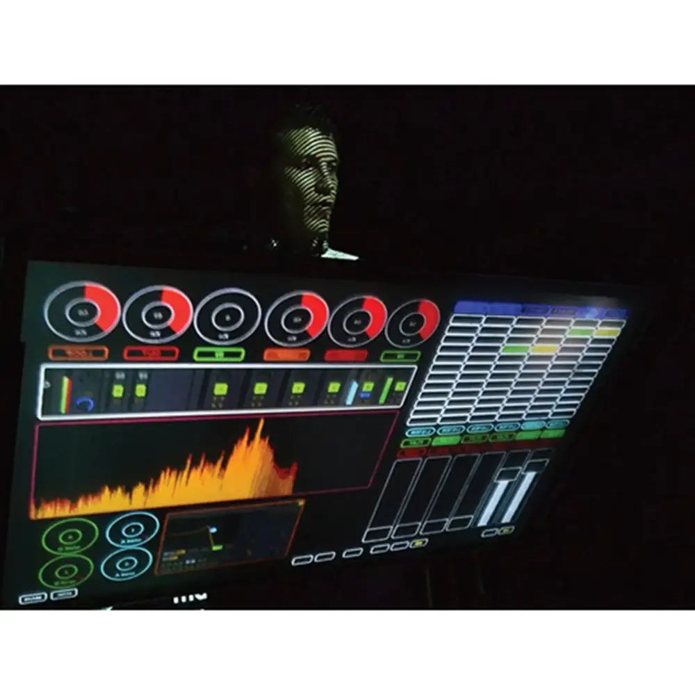 Smithson Martin Emulator 32'' 6 Touch